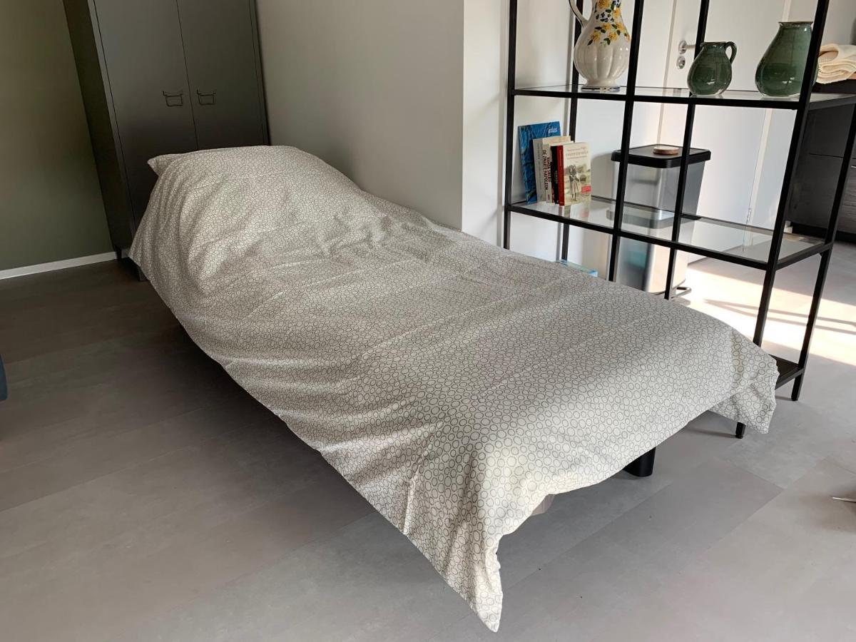 Mae Usu Villa Nieuw-Roden Dış mekan fotoğraf